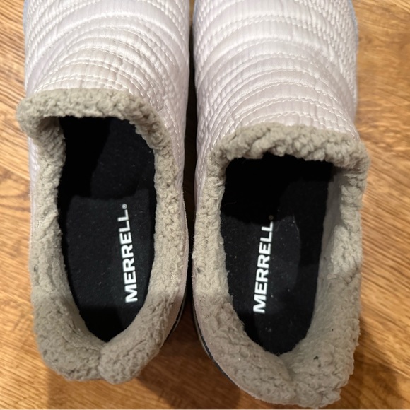 Merrell women’s  Quilted Slip-On Sneakers - Cream and Gray - Picture 6 of 10